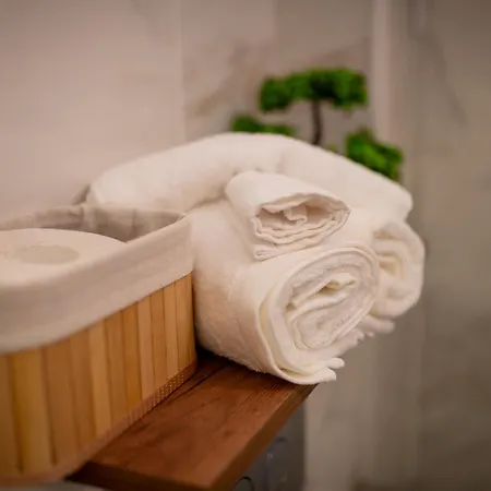 Illy's Cozy Free Parking & Self Check-in * Braşov