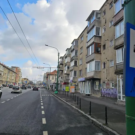 Illy's Cozy Free Parking & Self Check-in Daire Braşov