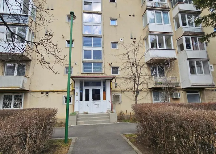 Illy's Cozy Free Parking & Self Check-in Apartment Brasov